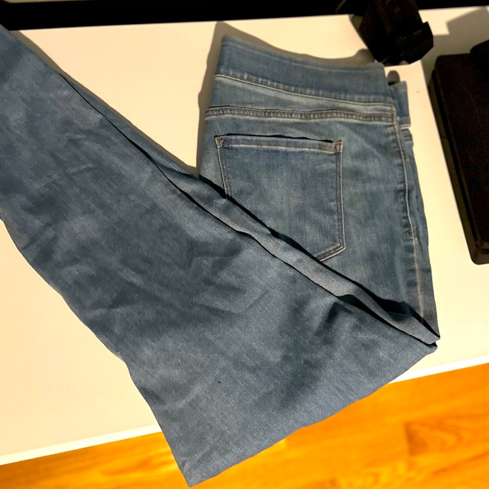 Never worn old navy leggings